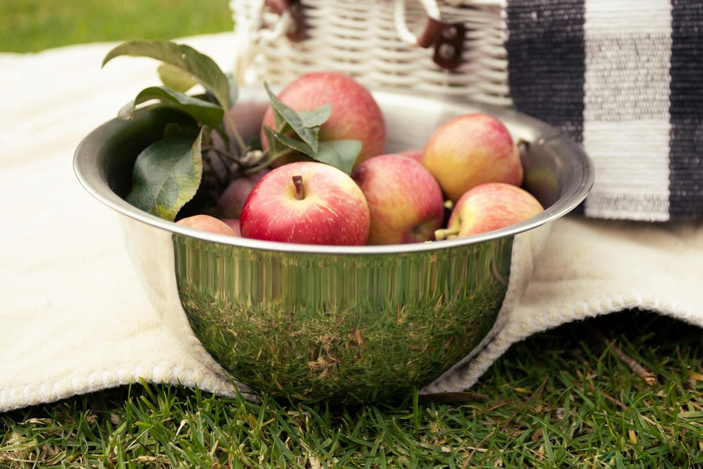 2.75-Quart Stainless Steel Mixing Bowl, 9 x 9 x 4 inches, Metallic