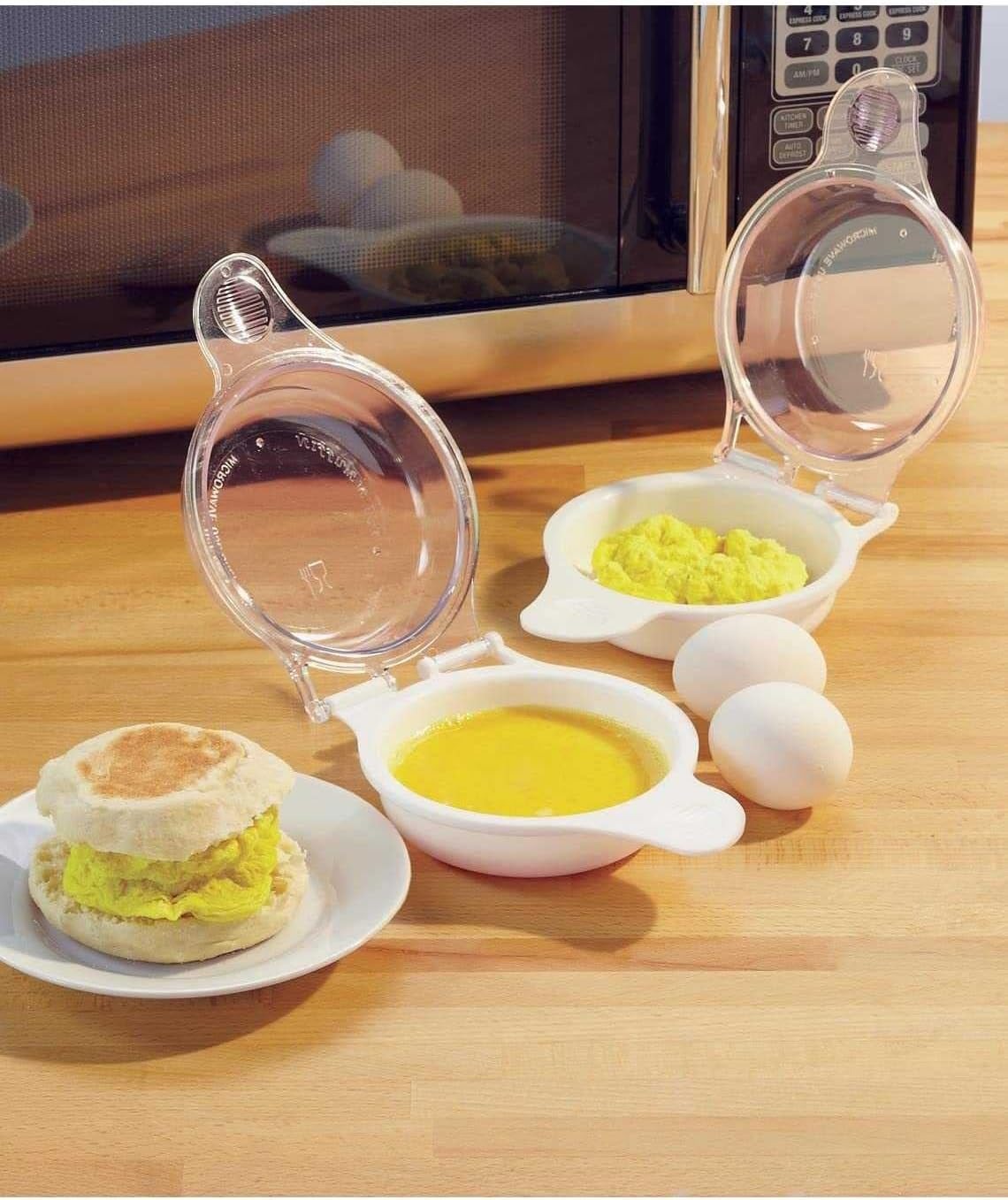 Microwave Egg Cooker/Poacher - Easy Scrambled Omelet Maker & Breakfast Cookware